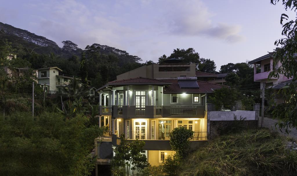Vista House Kandy Esterno foto